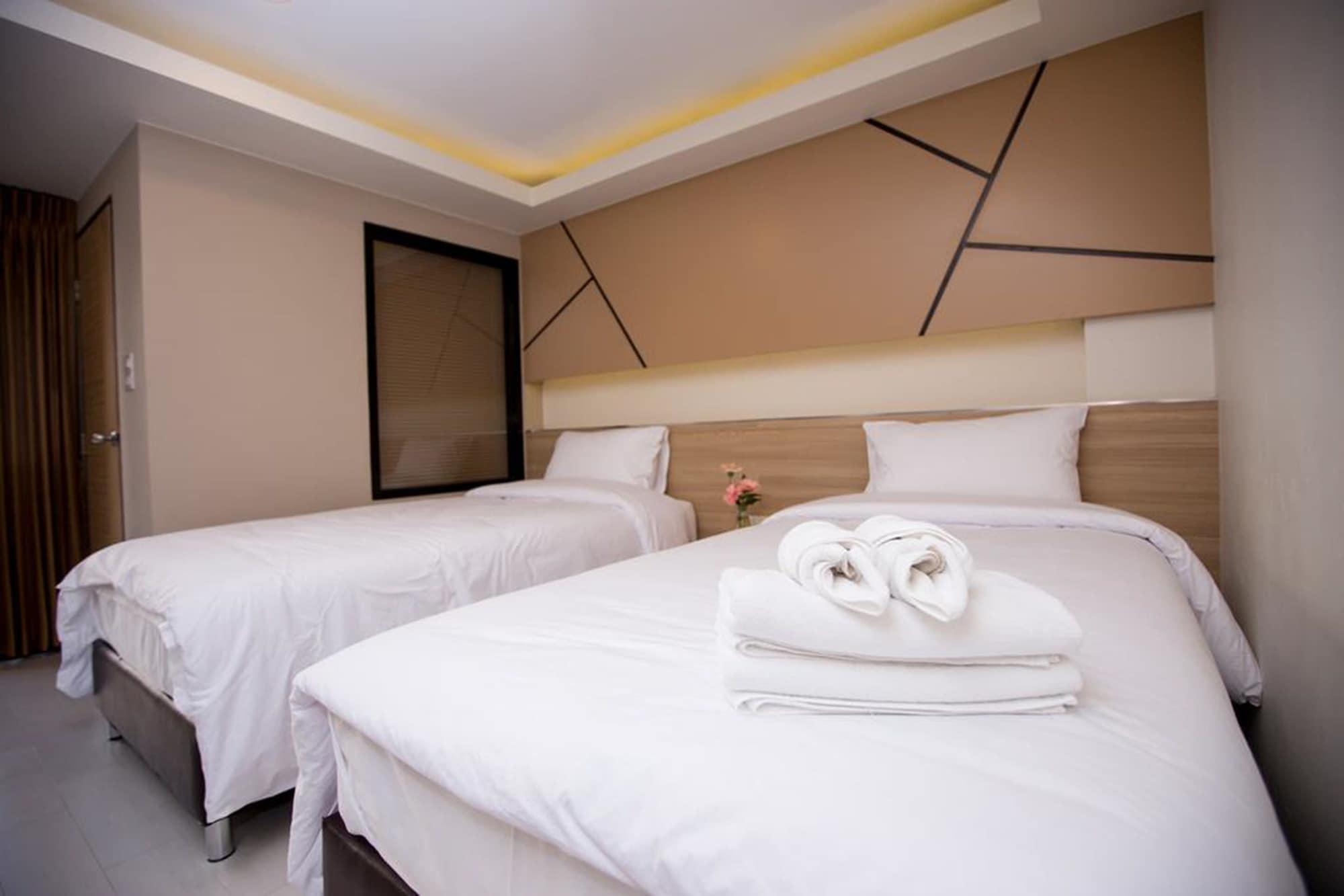 Tuck Me In Otel Chiang Mai Dış mekan fotoğraf