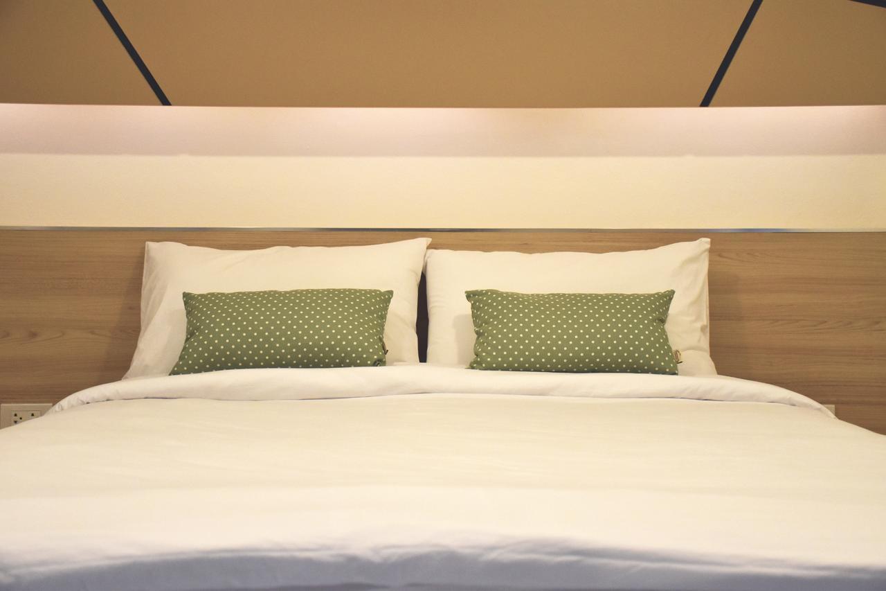 Tuck Me In Otel Chiang Mai Dış mekan fotoğraf