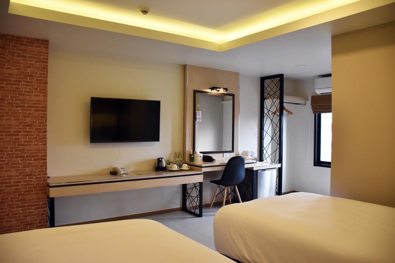Tuck Me In Otel Chiang Mai Dış mekan fotoğraf